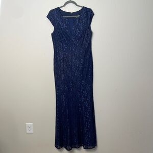 Alex Evenings Blue Lace Gown Size 12